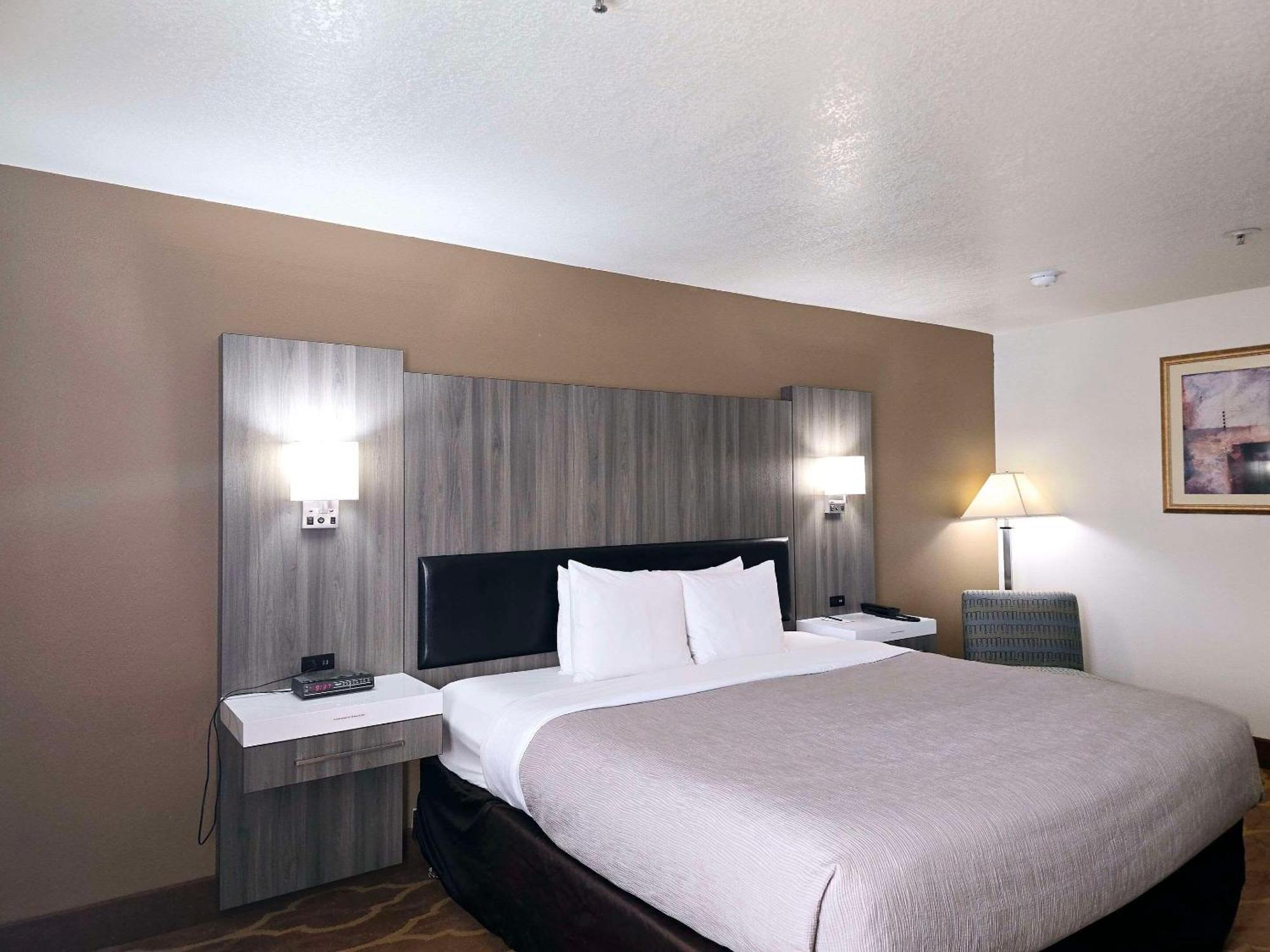 Quality Inn & Suites Longview Kelso Kültér fotó