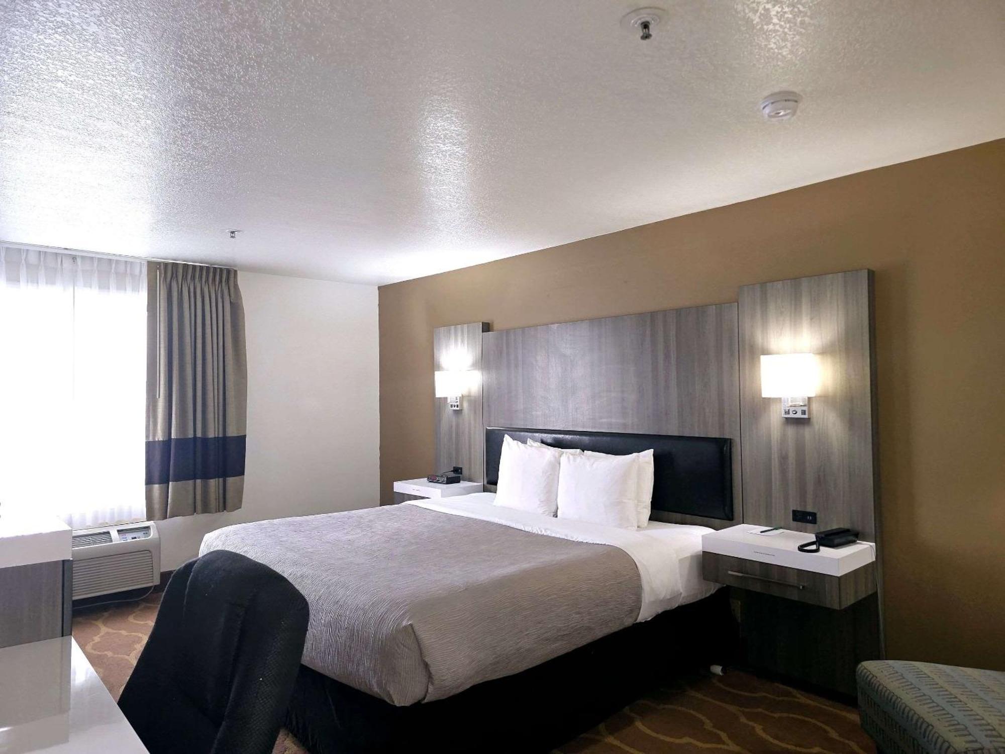 Quality Inn & Suites Longview Kelso Kültér fotó